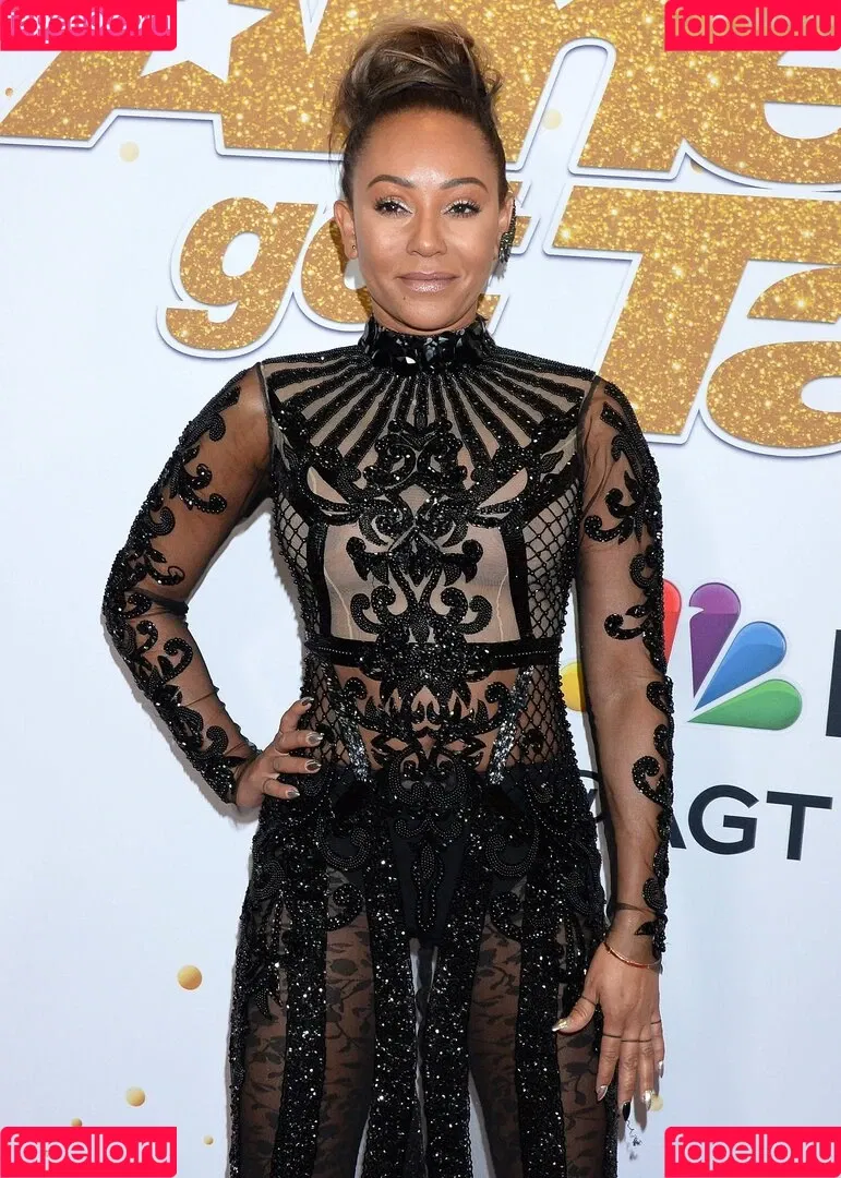 Melanie Brown / friskymellyb / officialmelb Onlyfans Photo Gallery 