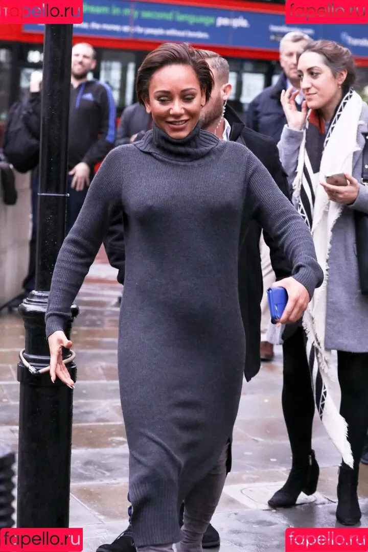 Melanie Brown / friskymellyb / officialmelb Onlyfans Photo Gallery 