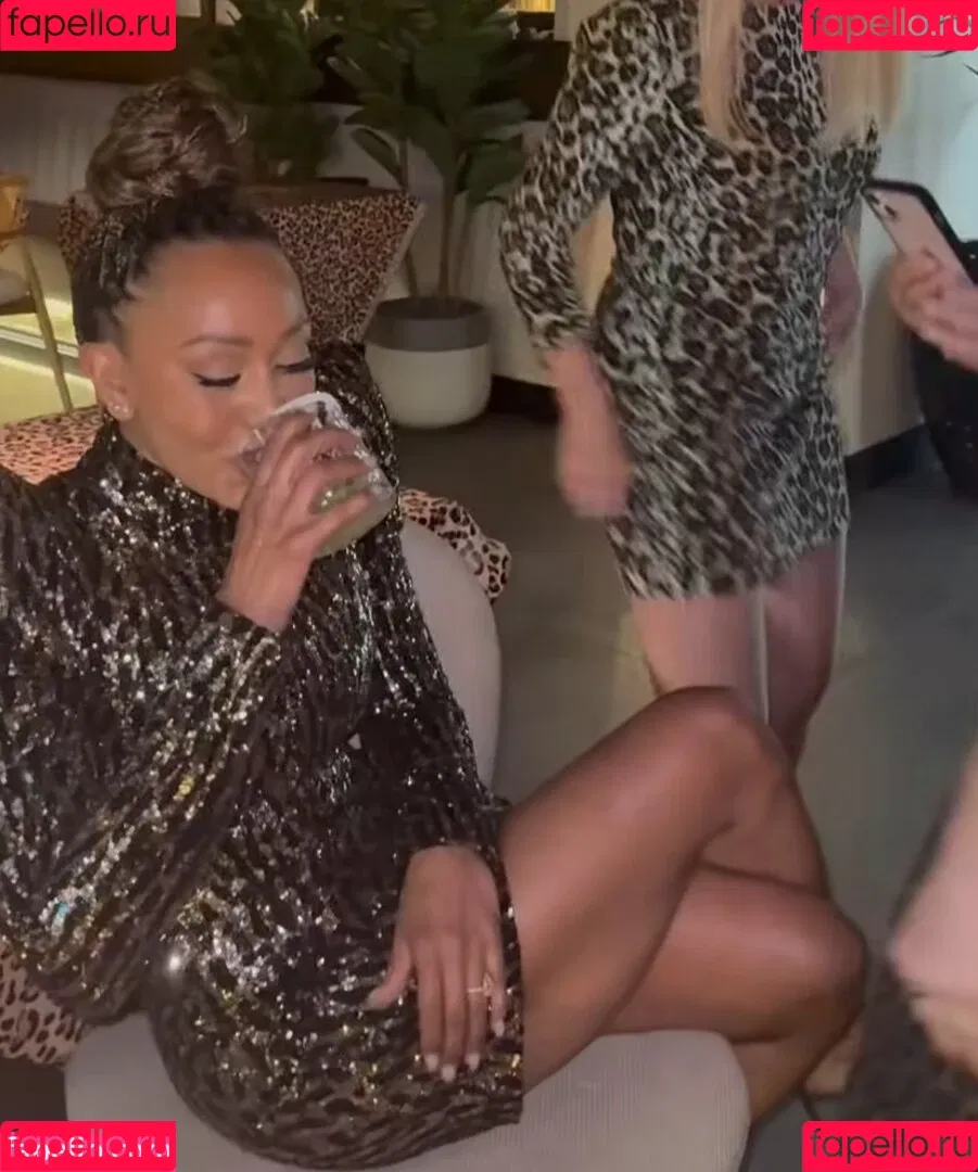 Melanie Brown / friskymellyb / officialmelb Onlyfans Photo Gallery 