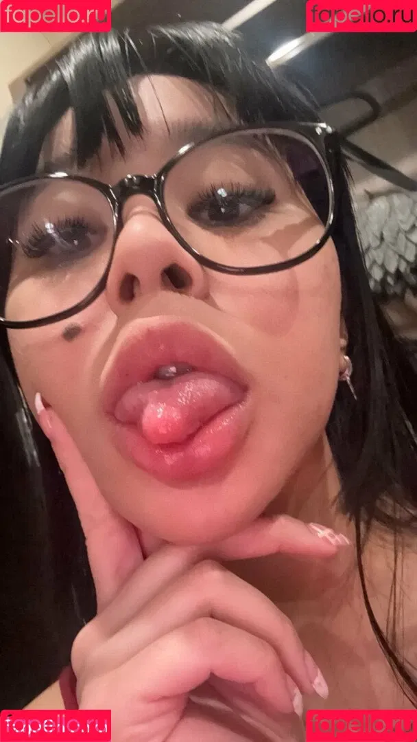 Jikatabi Onlyfans Photo Gallery 