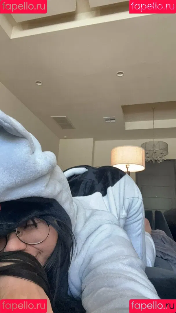 Jikatabi Onlyfans Photo Gallery 