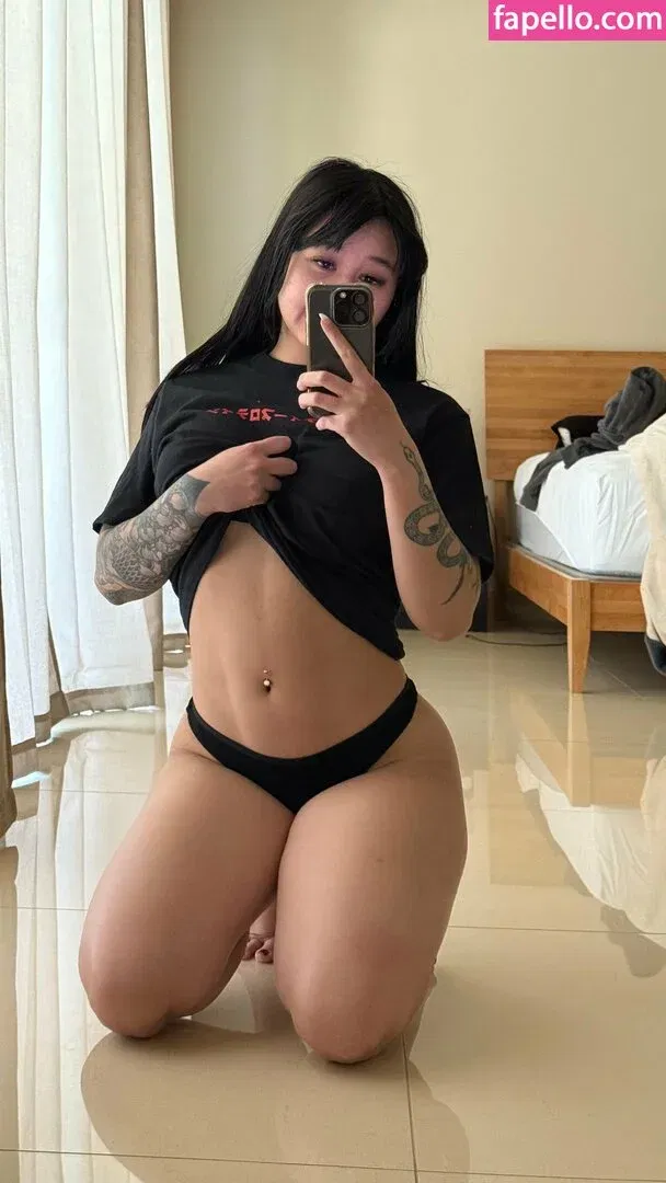 Jikatabi Onlyfans Photo Gallery 