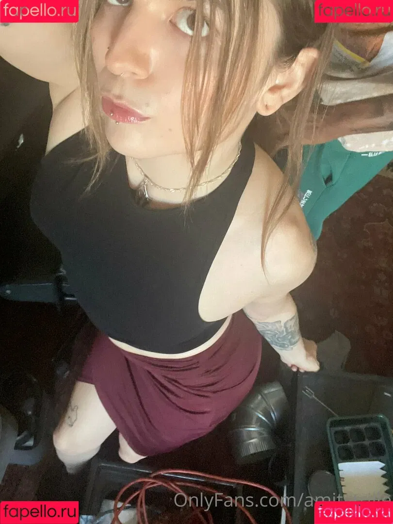 amythrill / dvlwearsdsgnr Onlyfans Photo Gallery 