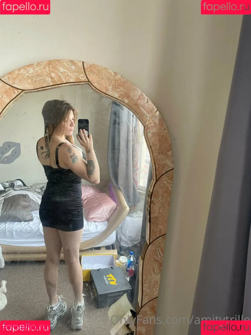 amythrill / dvlwearsdsgnr Onlyfans Photo Gallery 