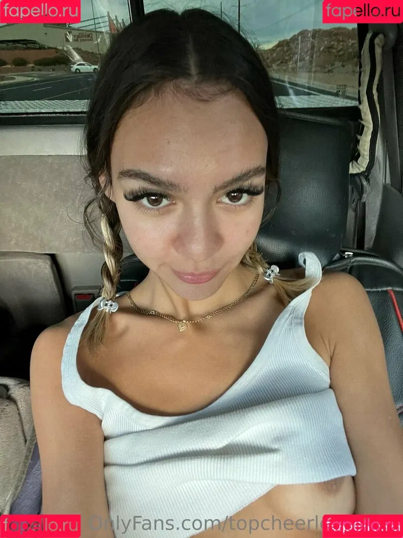 top_secret18 / topcheerleader18 Onlyfans Photo Gallery 