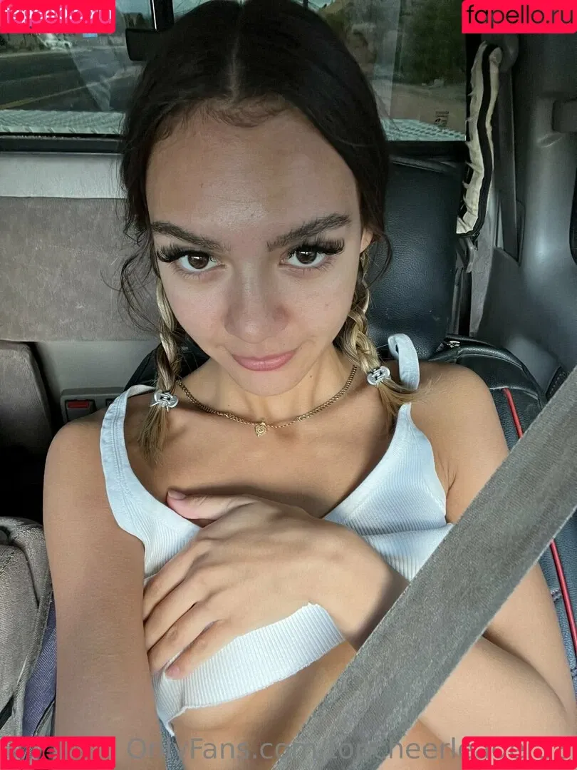 top_secret18 / topcheerleader18 Onlyfans Photo Gallery 