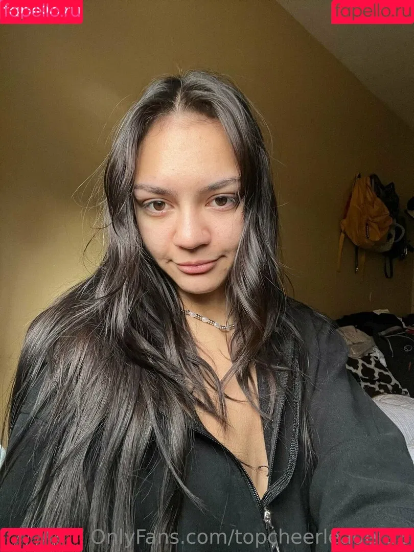 top_secret18 / topcheerleader18 Onlyfans Photo Gallery 