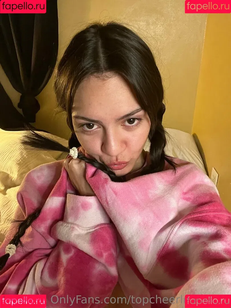 top_secret18 / topcheerleader18 Onlyfans Photo Gallery 