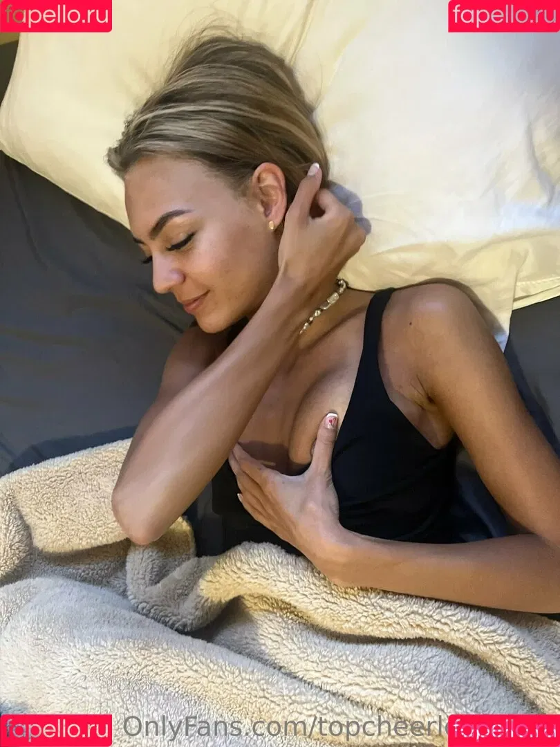 top_secret18 / topcheerleader18 Onlyfans Photo Gallery 