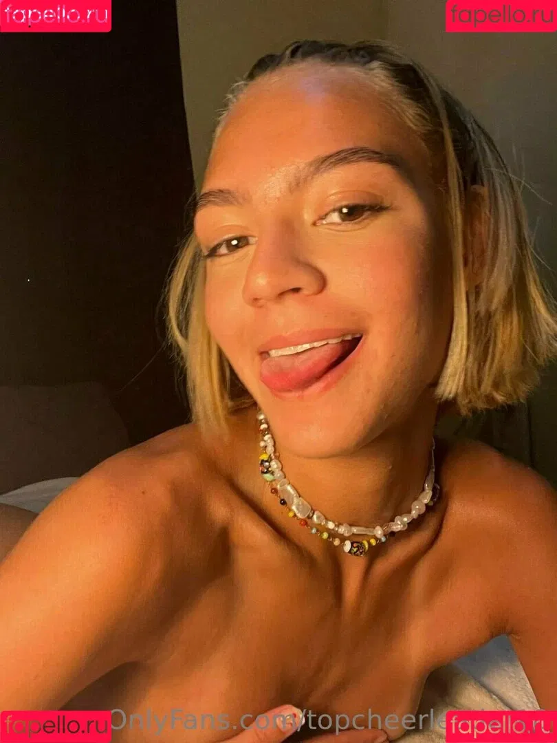 top_secret18 / topcheerleader18 Onlyfans Photo Gallery 