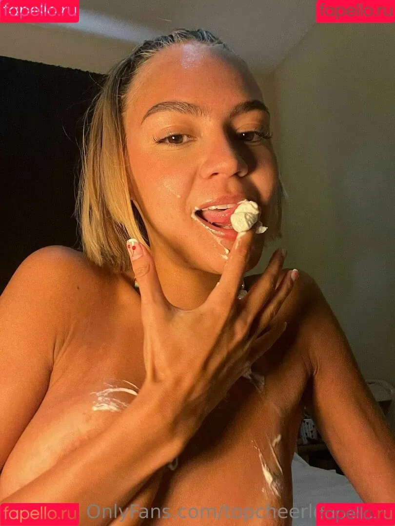 top_secret18 / topcheerleader18 Onlyfans Photo Gallery 