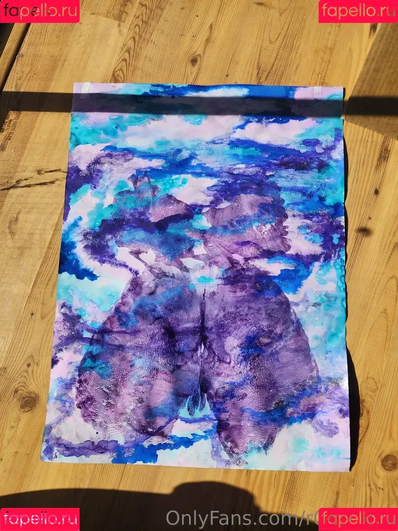 apocketfullofrosiee / r0sie_doll Onlyfans Photo Gallery 