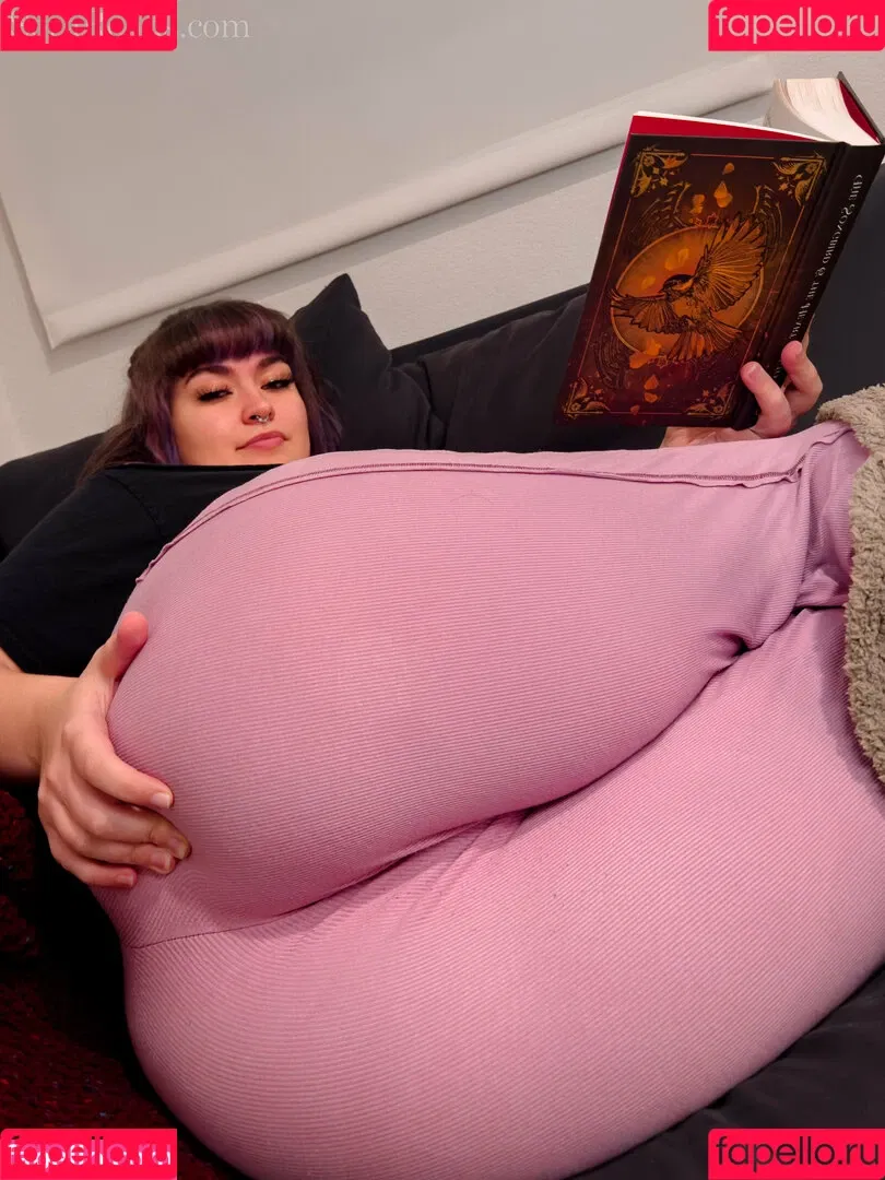 EvelynPiers / bettababe Onlyfans Photo Gallery 