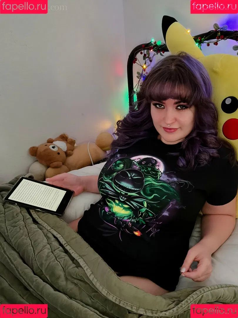 EvelynPiers / bettababe Onlyfans Photo Gallery 