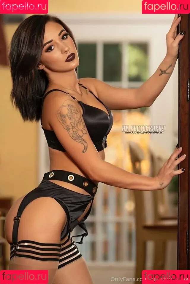 Autumn Marie Mcintosh / autumnmcintos18 / naughty_autie Onlyfans Photo Gallery 