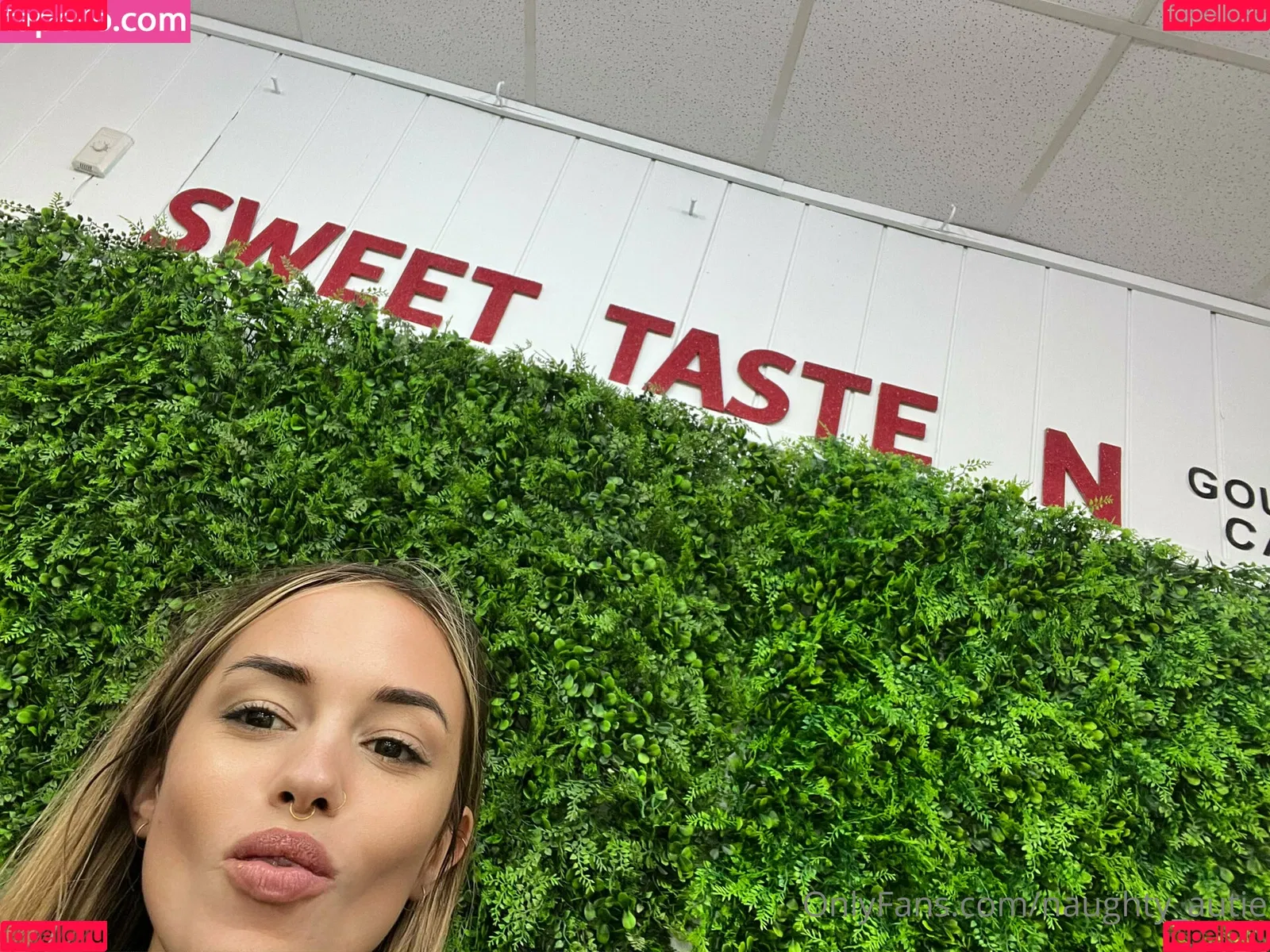 Autumn Marie Mcintosh / autumnmcintos18 / naughty_autie Onlyfans Photo Gallery 