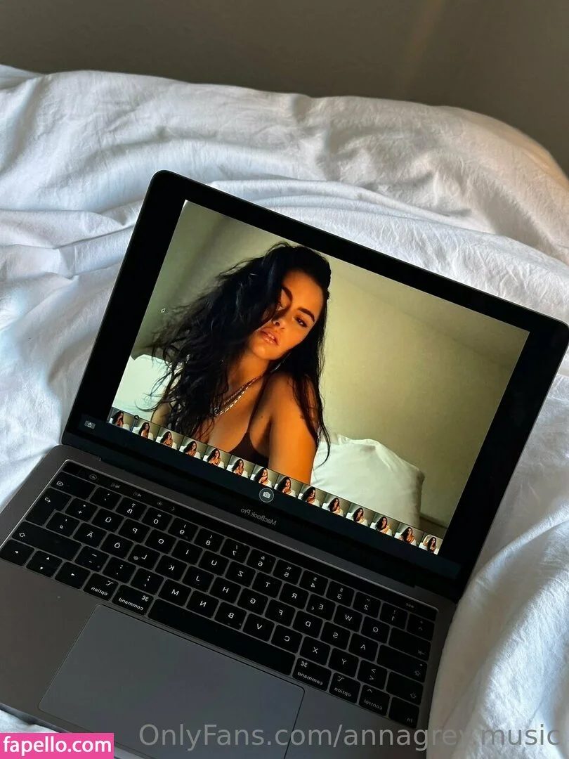 annagrey.music Onlyfans Photo Gallery 