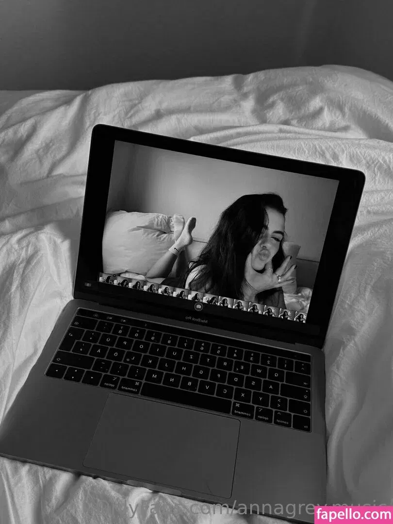 annagrey.music Onlyfans Photo Gallery 