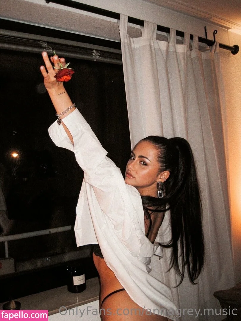 annagrey.music Onlyfans Photo Gallery 