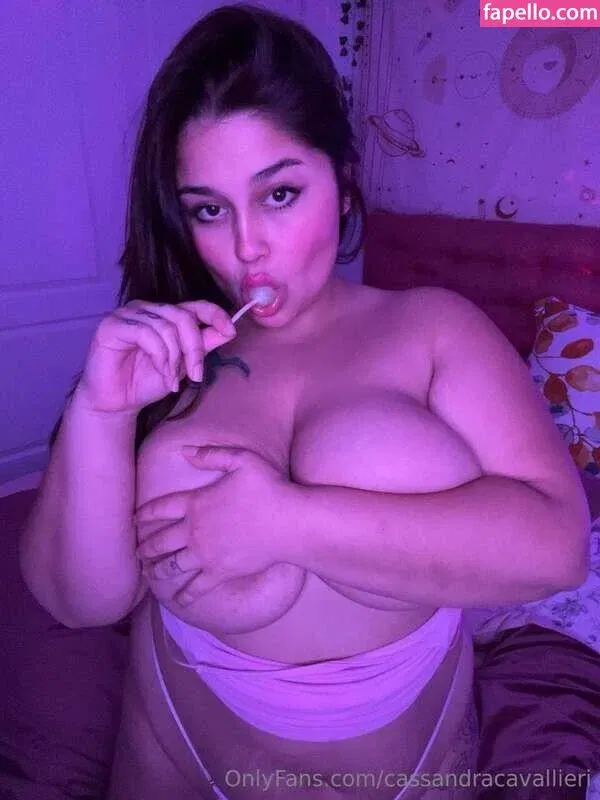 cassandracavallieri / senioritagryn Onlyfans Photo Gallery 