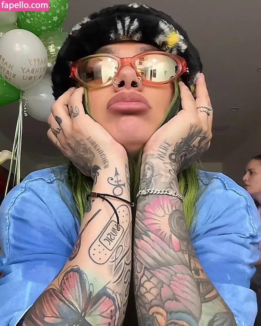 Snow Tha Product / misosenpai / snowthaproduct Onlyfans Photo Gallery 