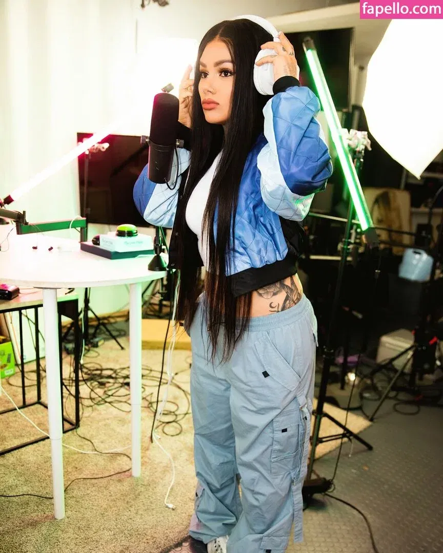 Snow Tha Product / misosenpai / snowthaproduct Onlyfans Photo Gallery 