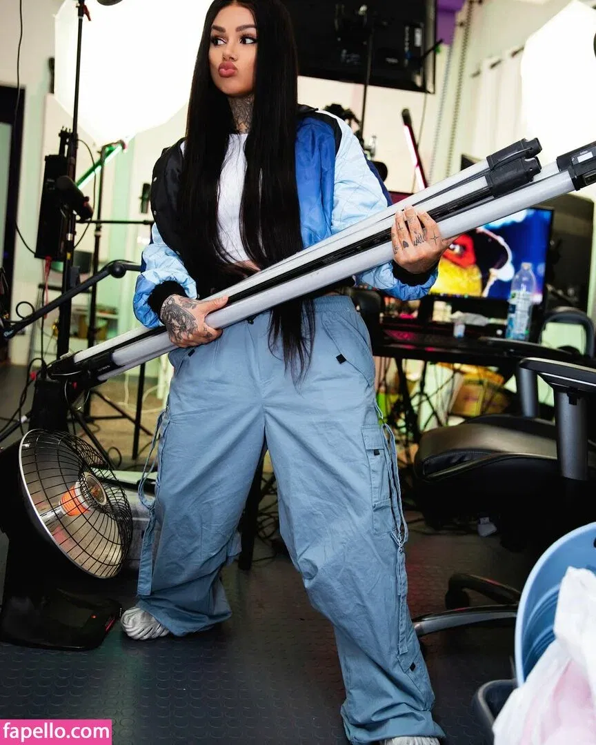 Snow Tha Product / misosenpai / snowthaproduct Onlyfans Photo Gallery 