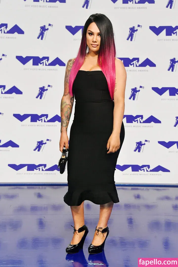 Snow Tha Product / misosenpai / snowthaproduct Onlyfans Photo Gallery 