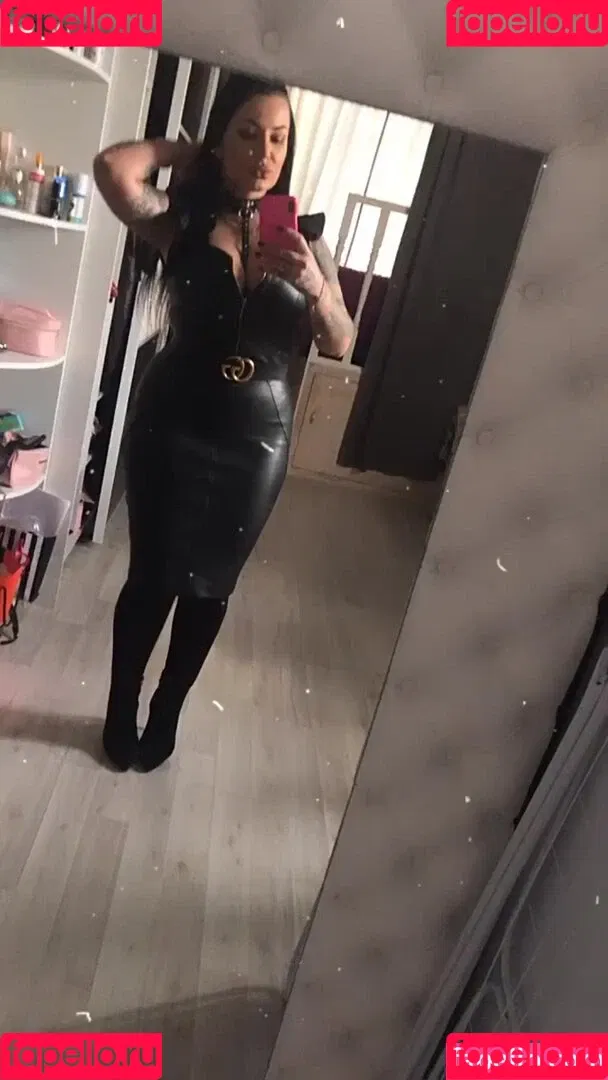 Kristina Karieva / alicia_kristina / kristinkarieva Onlyfans Photo Gallery 