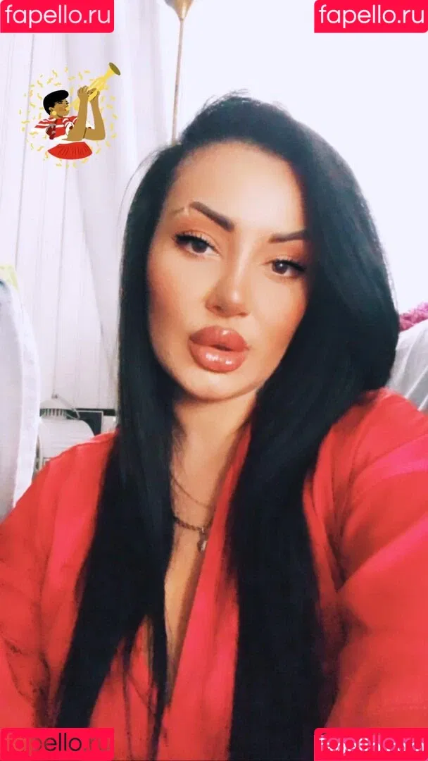 Kristina Karieva / alicia_kristina / kristinkarieva Onlyfans Photo Gallery 