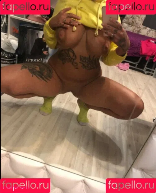 Kristina Karieva / alicia_kristina / kristinkarieva Onlyfans Photo Gallery 