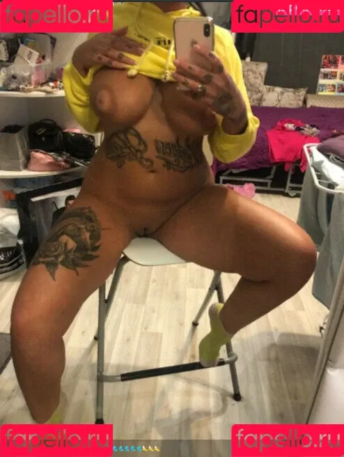 Kristina Karieva / alicia_kristina / kristinkarieva Onlyfans Photo Gallery 