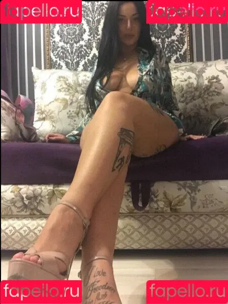 Kristina Karieva / alicia_kristina / kristinkarieva Onlyfans Photo Gallery 