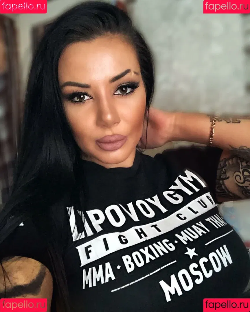 Kristina Karieva / alicia_kristina / kristinkarieva Onlyfans Photo Gallery 