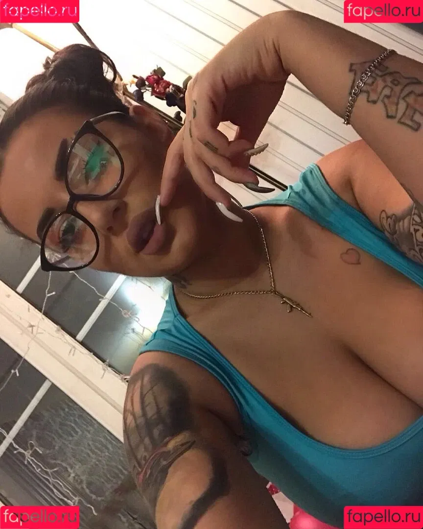 Kristina Karieva / alicia_kristina / kristinkarieva Onlyfans Photo Gallery 