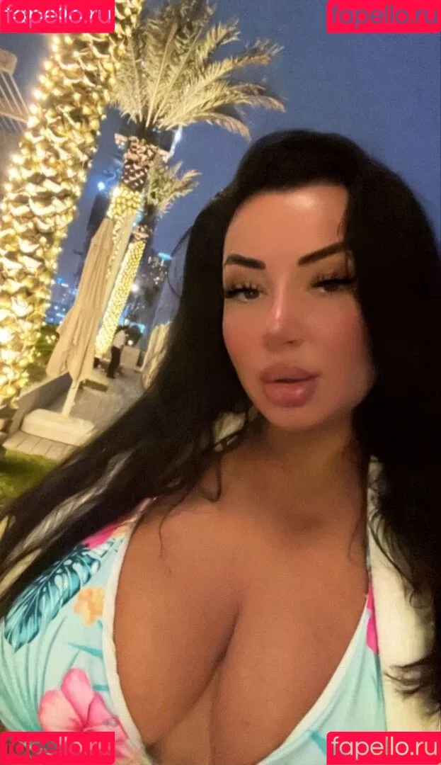 Kristina Karieva / alicia_kristina / kristinkarieva Onlyfans Photo Gallery 