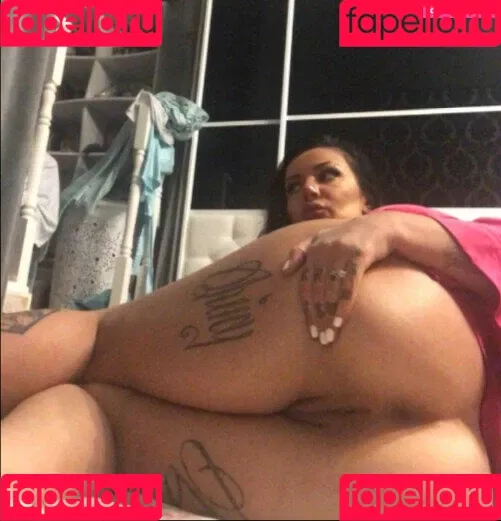 Kristina Karieva / alicia_kristina / kristinkarieva Onlyfans Photo Gallery 