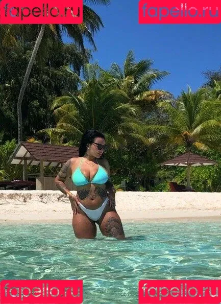 Kristina Karieva / alicia_kristina / kristinkarieva Onlyfans Photo Gallery 