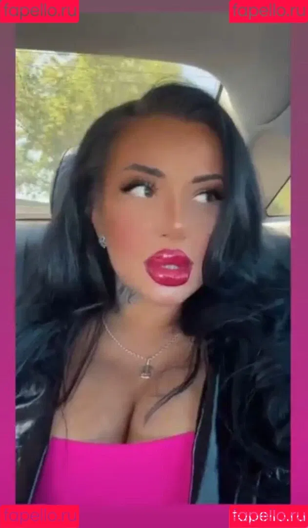 Kristina Karieva / alicia_kristina / kristinkarieva Onlyfans Photo Gallery 