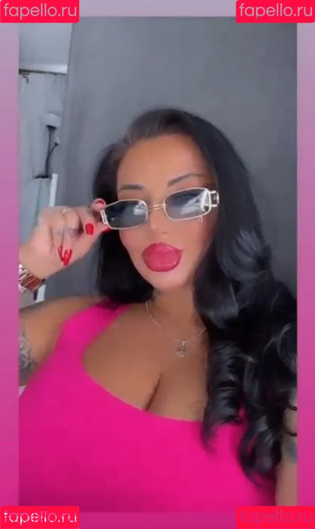 Kristina Karieva / alicia_kristina / kristinkarieva Onlyfans Photo Gallery 