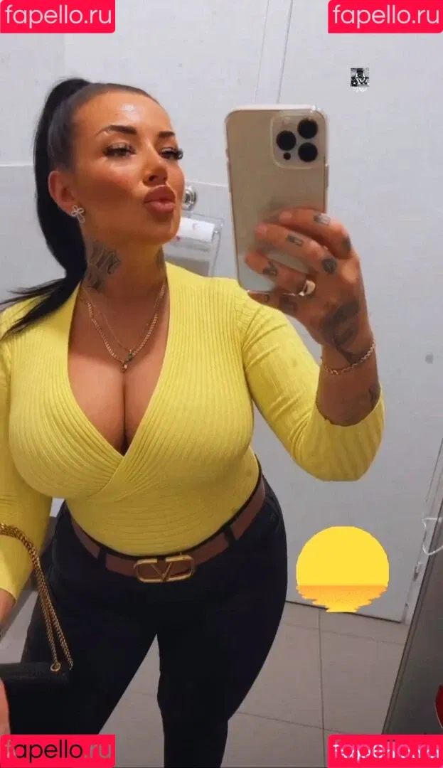 Kristina Karieva / alicia_kristina / kristinkarieva Onlyfans Photo Gallery 