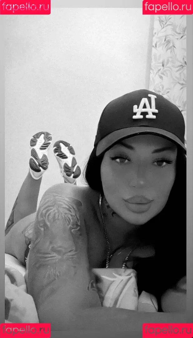 Kristina Karieva / alicia_kristina / kristinkarieva Onlyfans Photo Gallery 