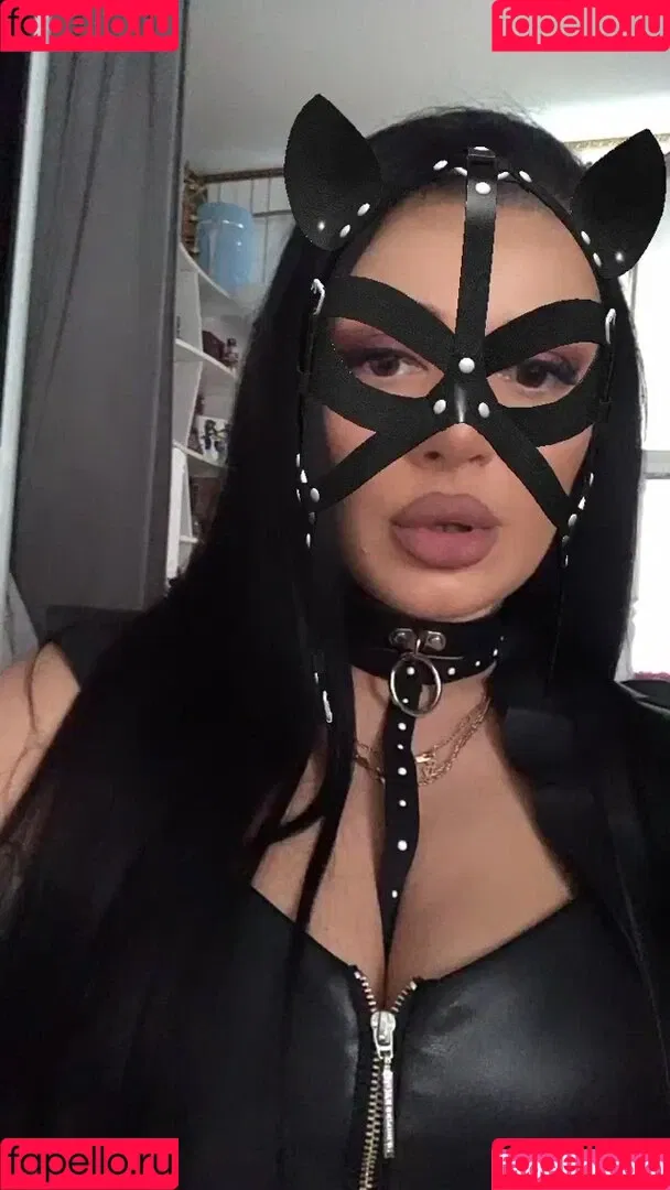 Kristina Karieva / alicia_kristina / kristinkarieva Onlyfans Photo Gallery 