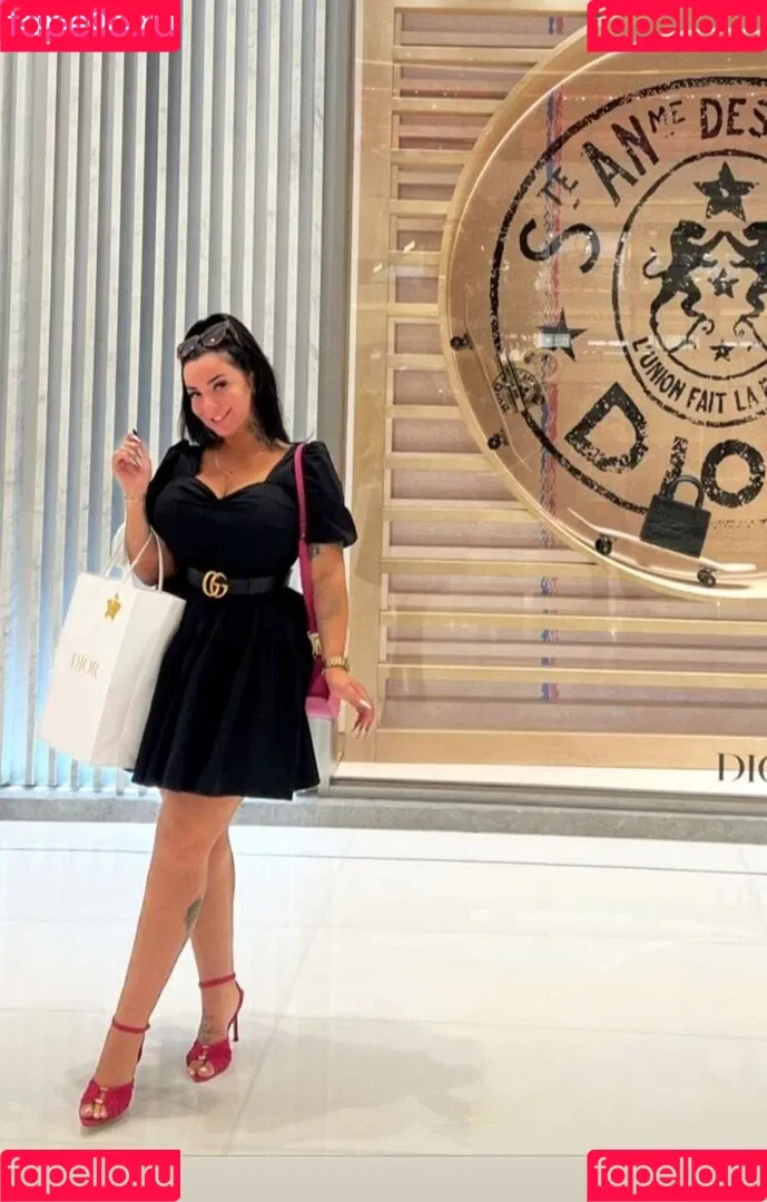 Kristina Karieva / alicia_kristina / kristinkarieva Onlyfans Photo Gallery 