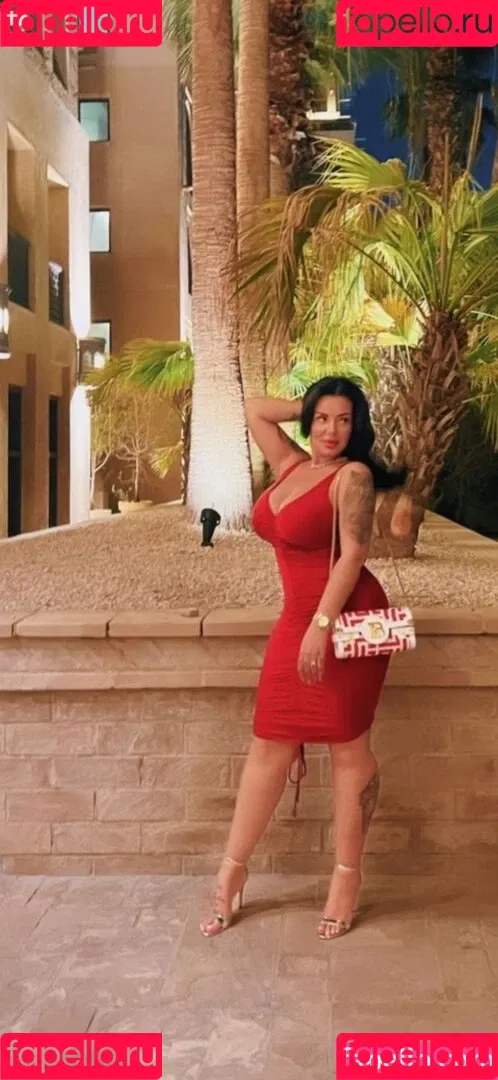 Kristina Karieva / alicia_kristina / kristinkarieva Onlyfans Photo Gallery 