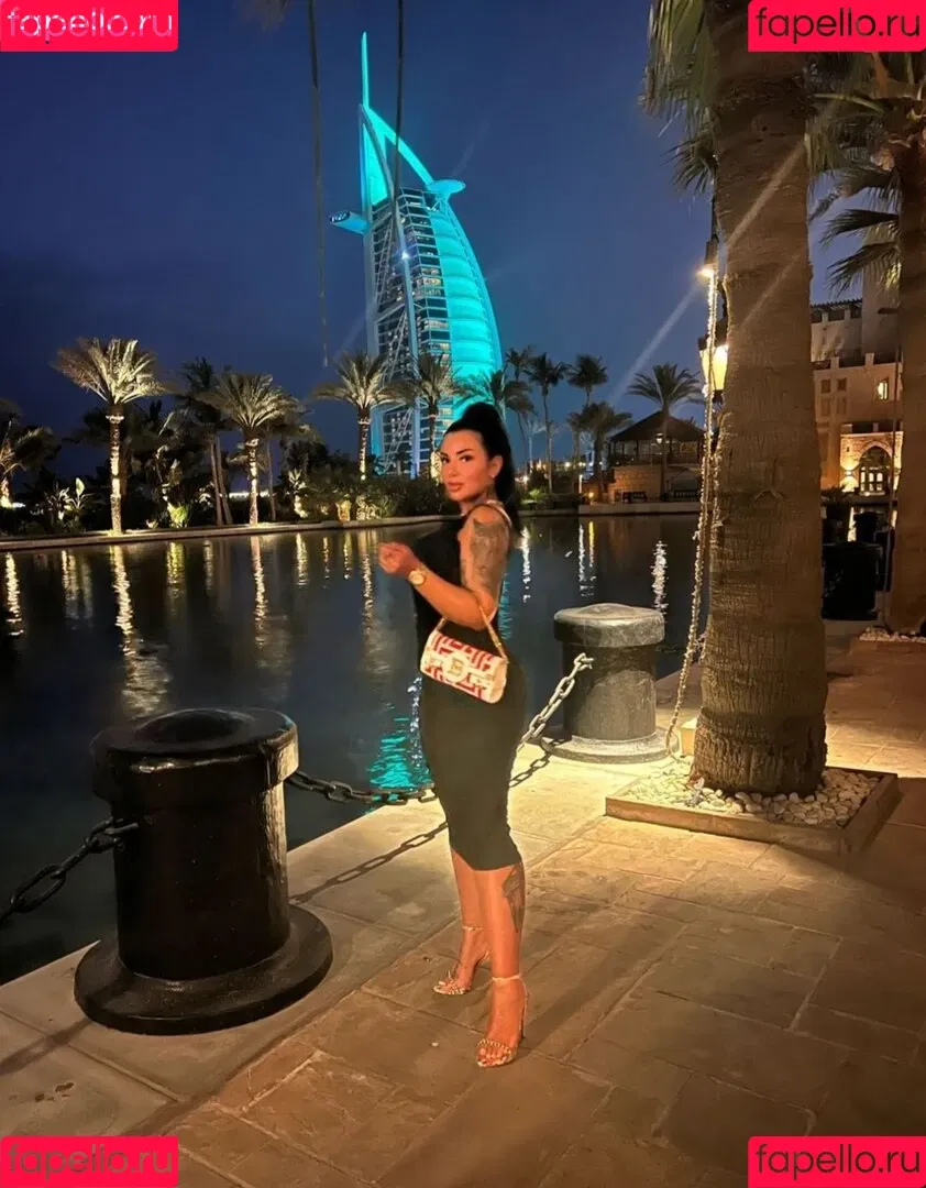 Kristina Karieva / alicia_kristina / kristinkarieva Onlyfans Photo Gallery 