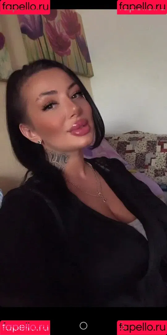 Kristina Karieva / alicia_kristina / kristinkarieva Onlyfans Photo Gallery 