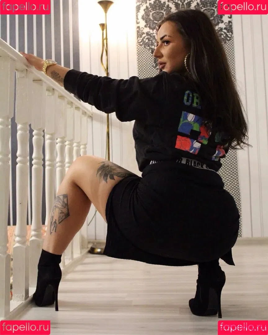 Kristina Karieva / alicia_kristina / kristinkarieva Onlyfans Photo Gallery 