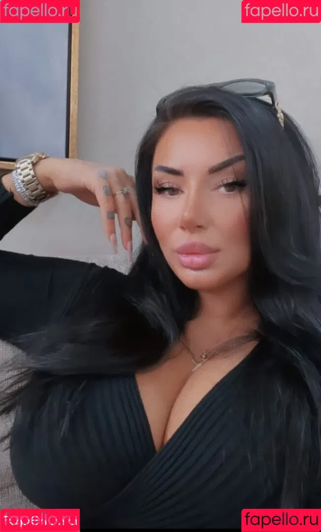 Kristina Karieva / alicia_kristina / kristinkarieva Onlyfans Photo Gallery 