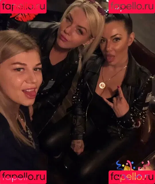 Kristina Karieva / alicia_kristina / kristinkarieva Onlyfans Photo Gallery 